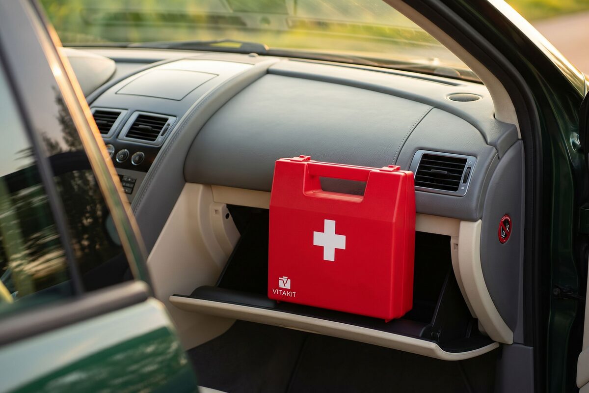 Trousse de secours transport - kit premiers secours voiture et véhicule